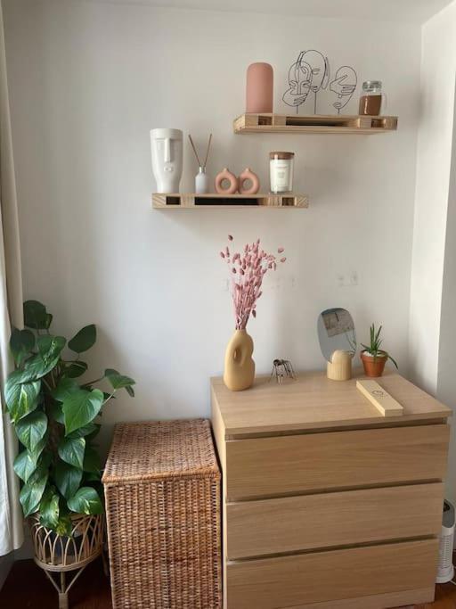 Charming Apartment 40 M2, 10Th Paris Bagian luar foto