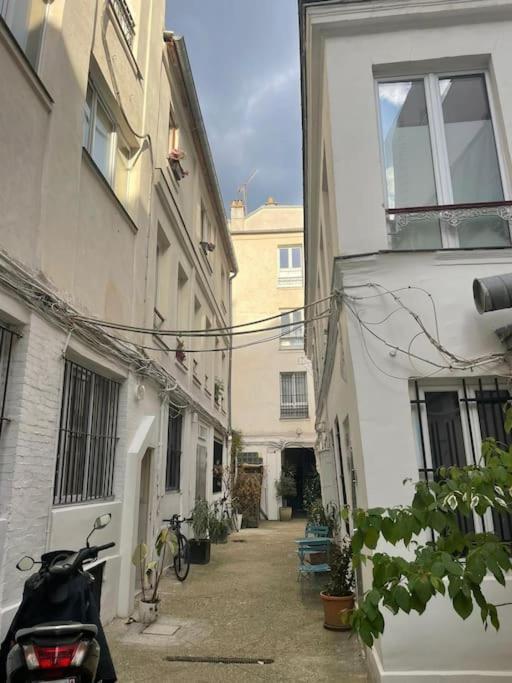 Charming Apartment 40 M2, 10Th Paris Bagian luar foto